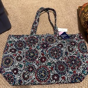 NWT Vera Bradley grand tote